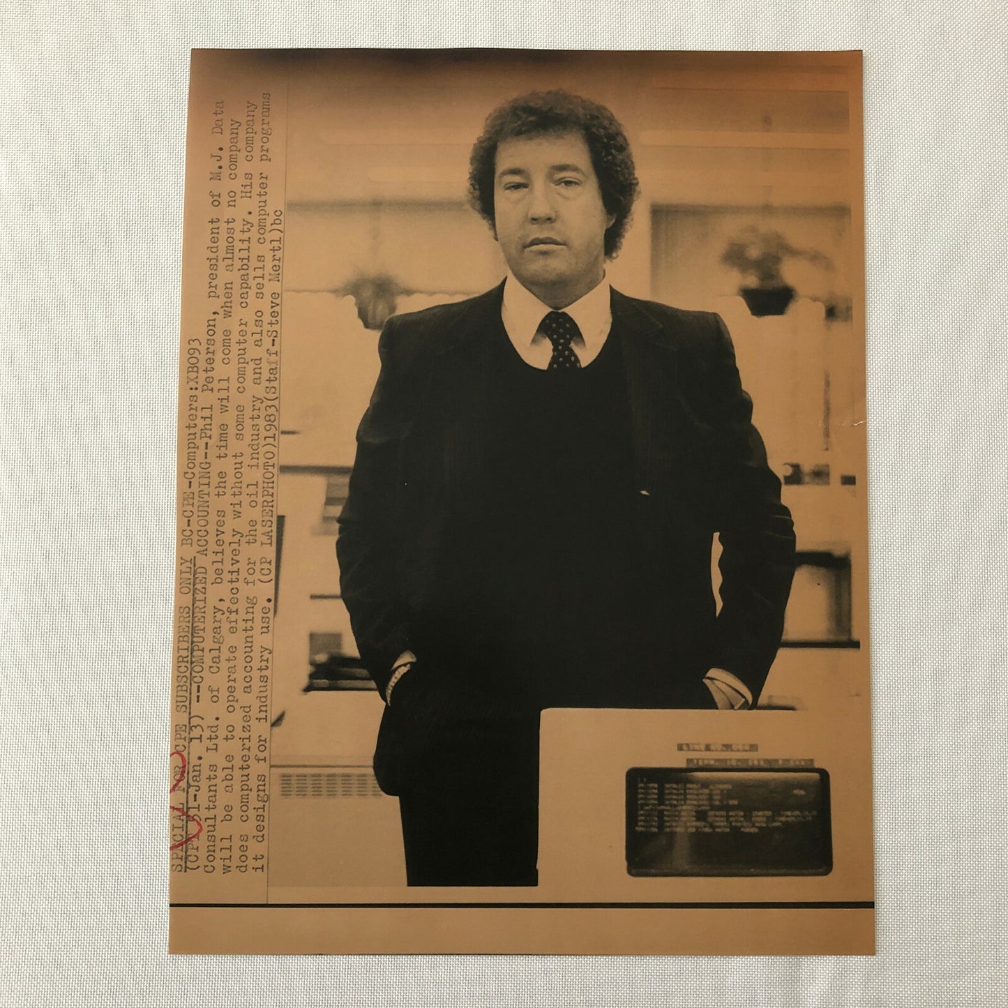 Vintage Press Photo Photograph Montreal 1983 Computer Business Prediction 