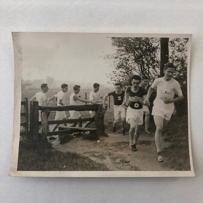Press Photo Photograph British Running Record Runners 1933 Oxford