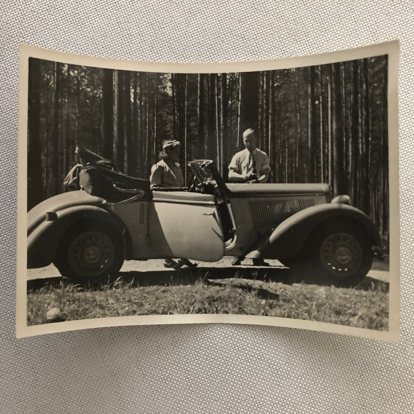 Vintage Photo Photograph Snapshot People with Car Automobile  + AL22SM2