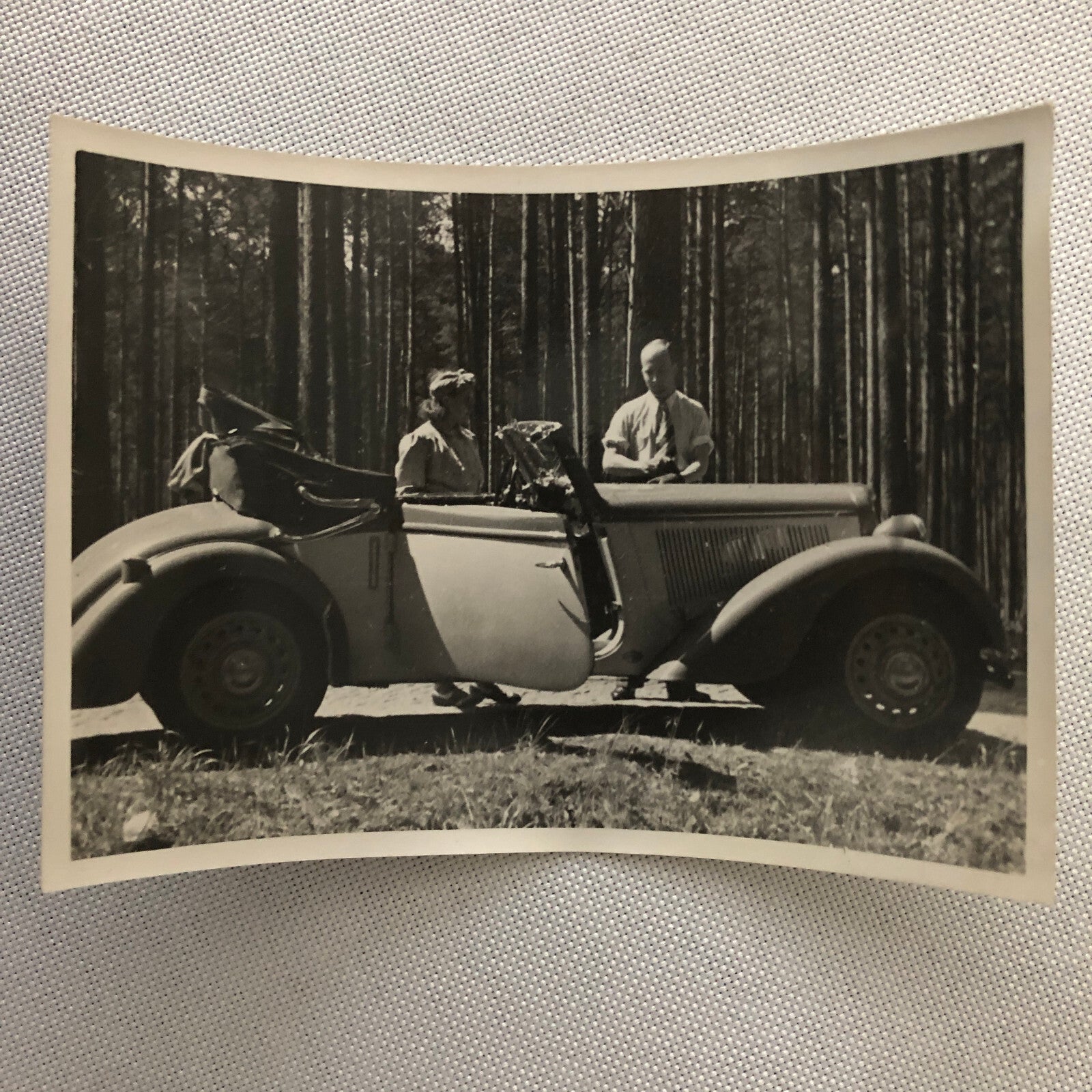 Vintage Photo Photograph Snapshot People with Car Automobile  + AL22SM2