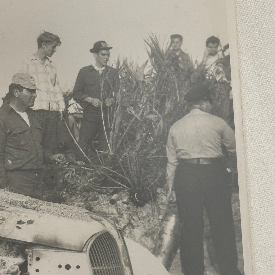 Vintage Racing Photo Crash Wreck Accident Motorsport
