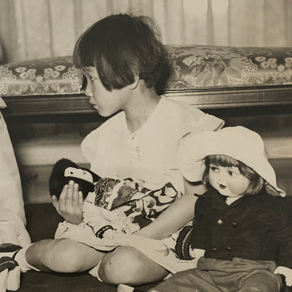 Press Photo Photograph Children of Japanese Ambassador Play with Dolls 1934