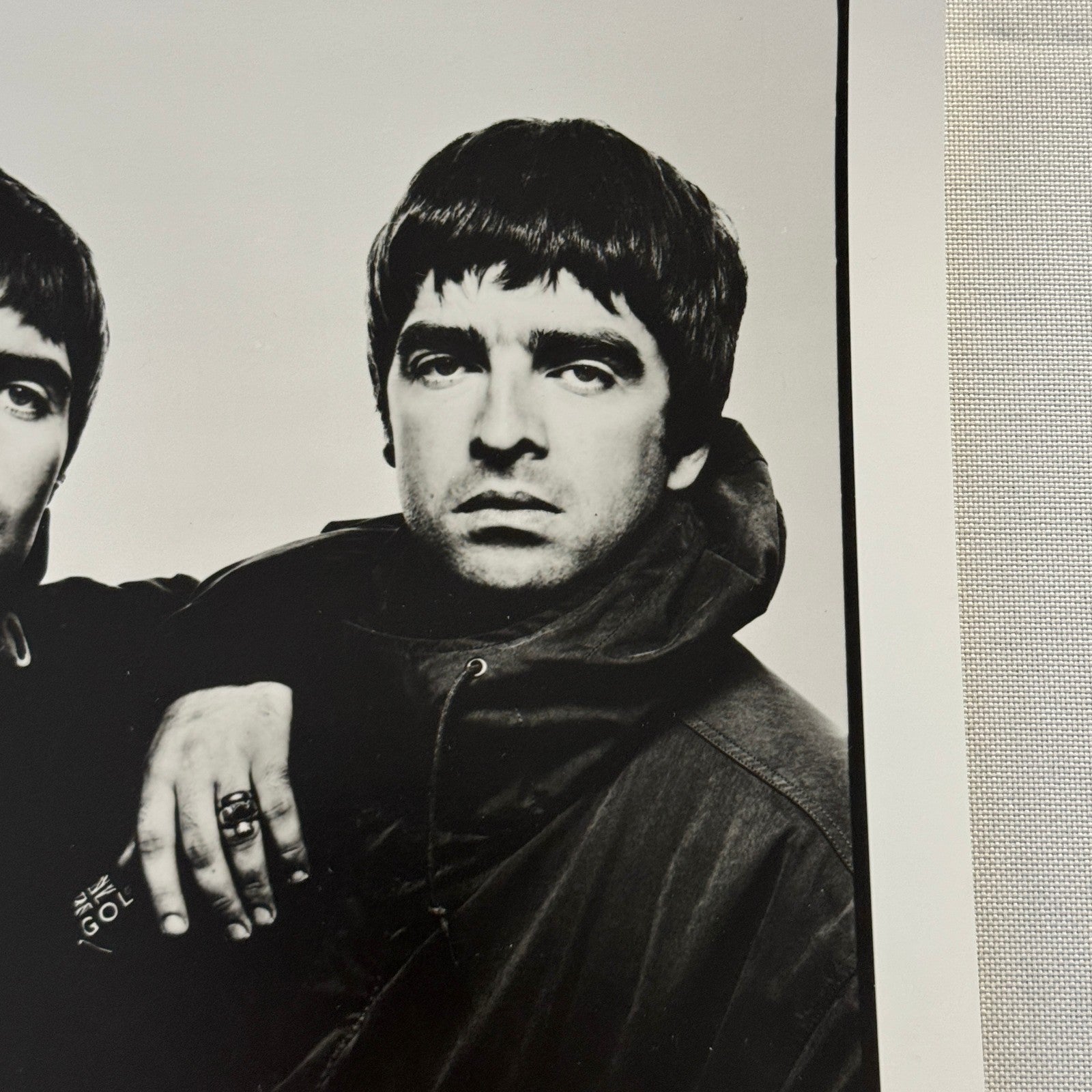 Oasis Publicity Press Photo Photograph Liam Gallagher Noel Gallagher 1997
