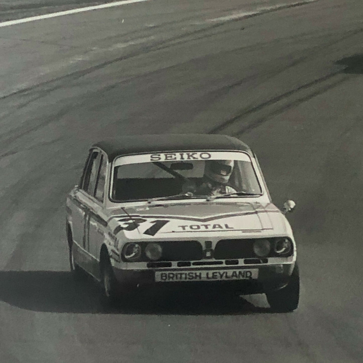 Vintage Racing Photo Photograph 1976 500 KMs de Dijon British Leyland Car + 
