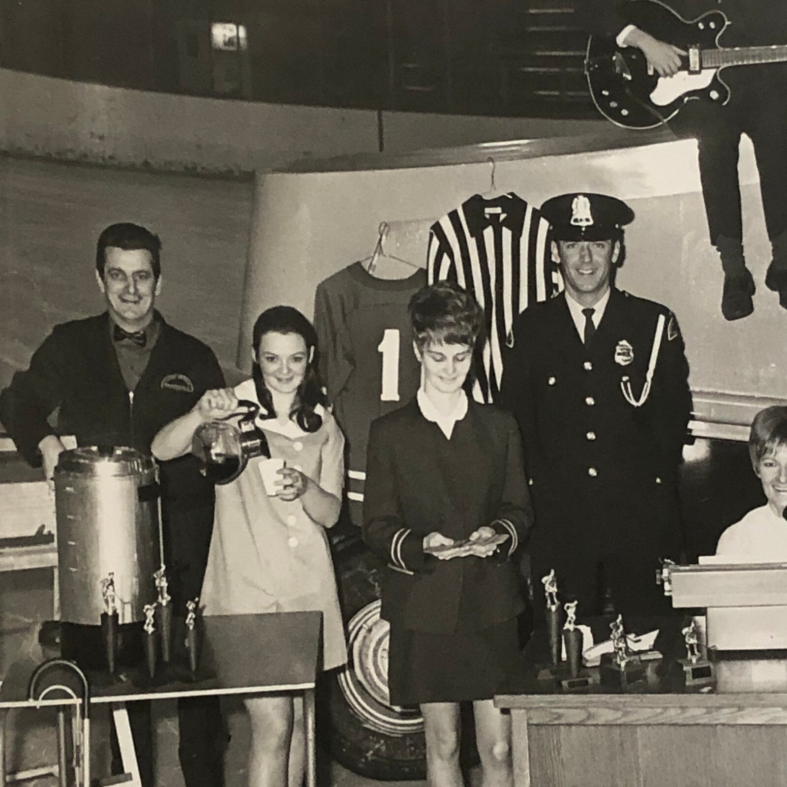 1969 Montreal Press Photo Photograph Hockey Zamboni Rink - Art Taylor Gazette