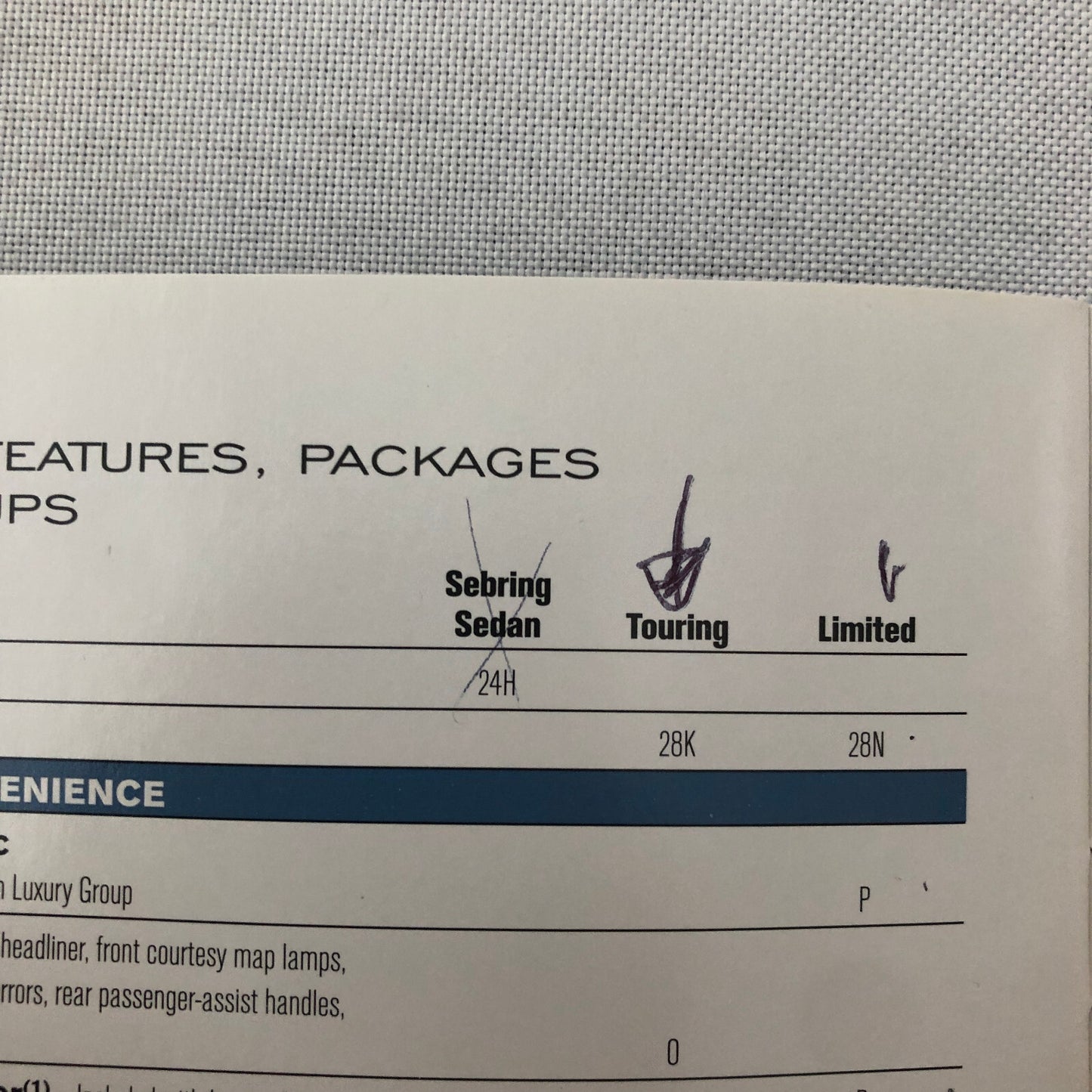 2005 Chrysler Sebring Convertible and Sedan Sales Brochure Catalog