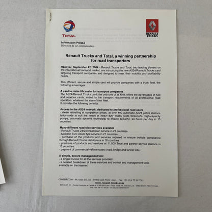 2004 Renault Commercial Truck Press Kit with Photo CD GERMAN