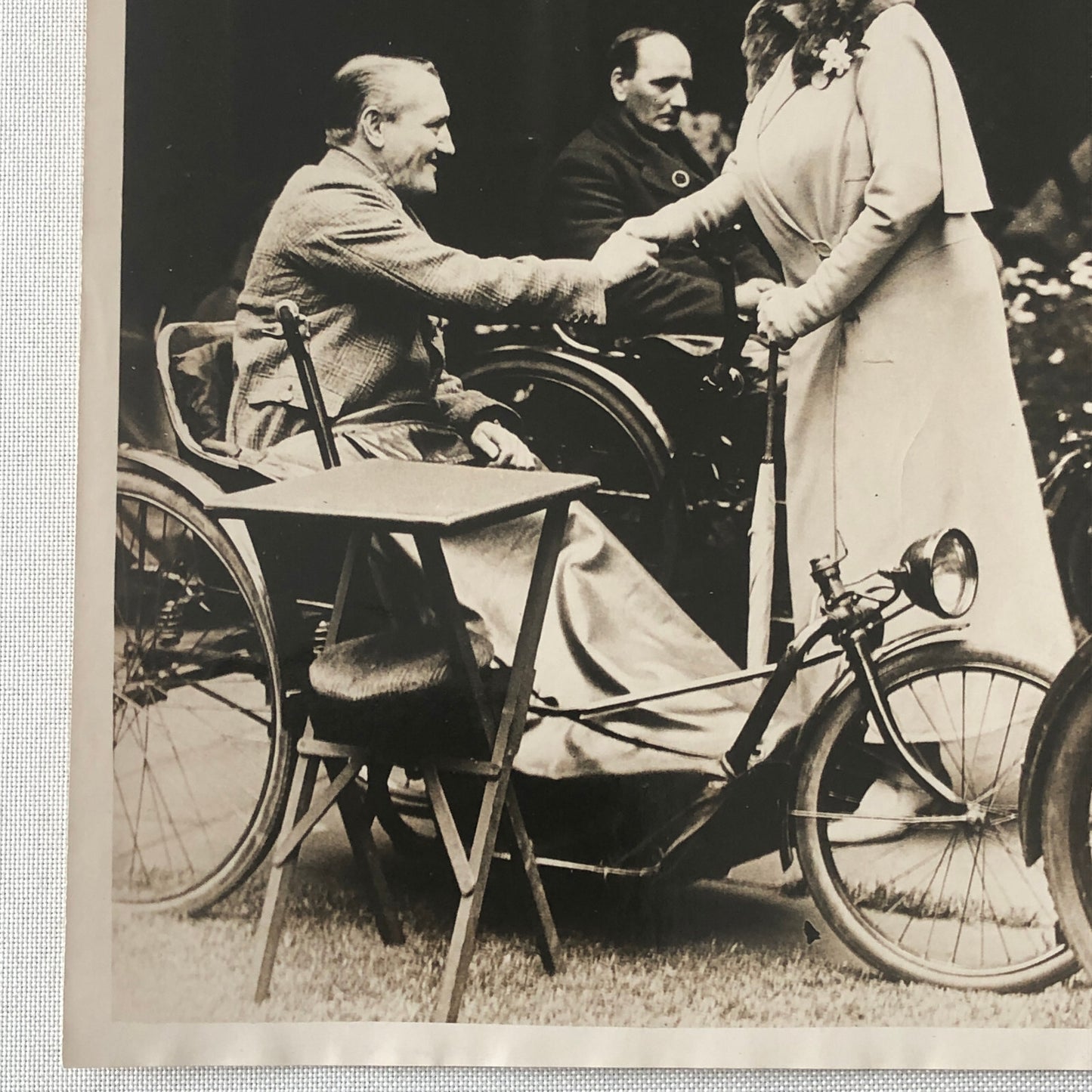 Vintage Press Photo Photograph Queen and Duchess of York Disabled Soldiers 1933
