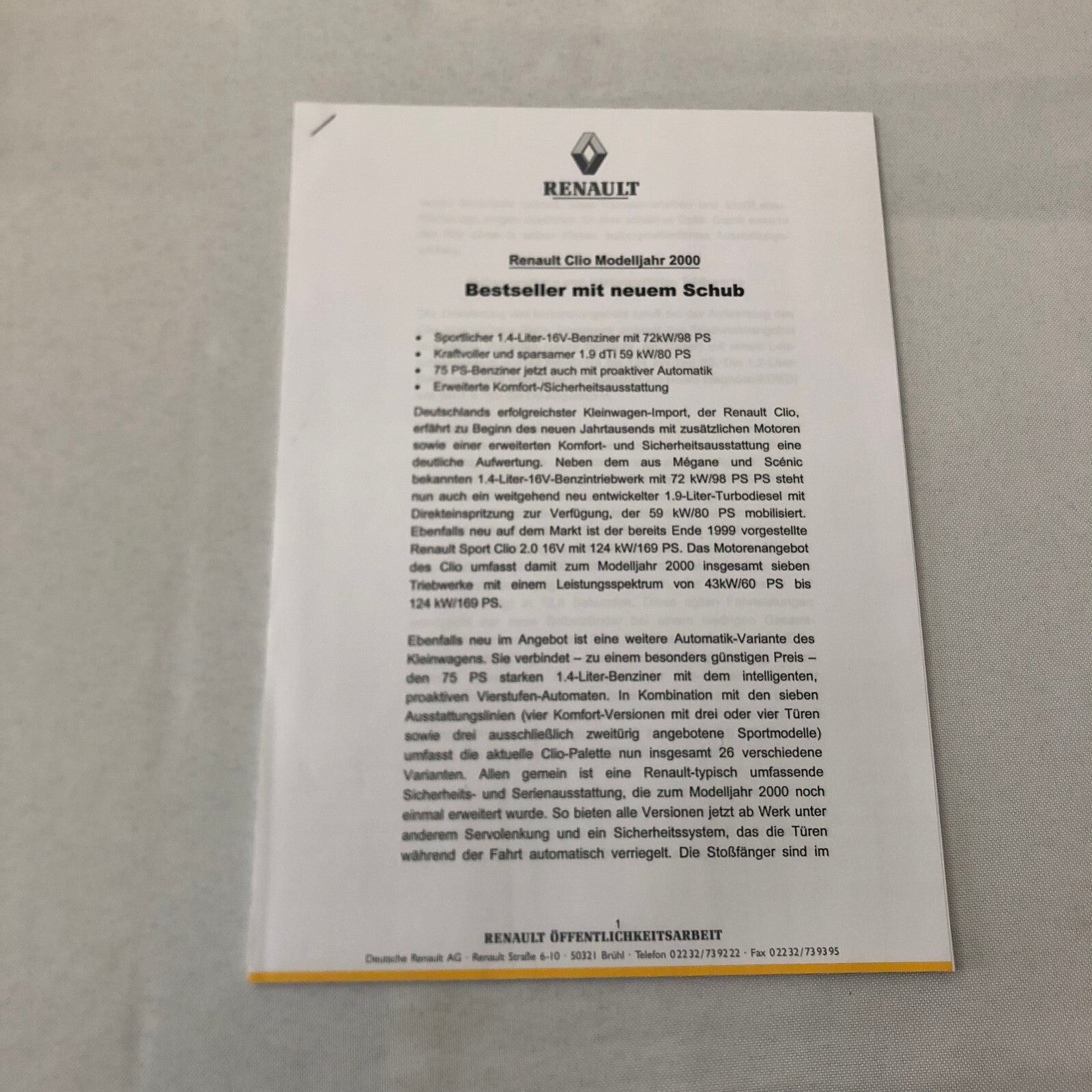 2000 Renault Clio Car Press Kit Brochure GERMAN Text