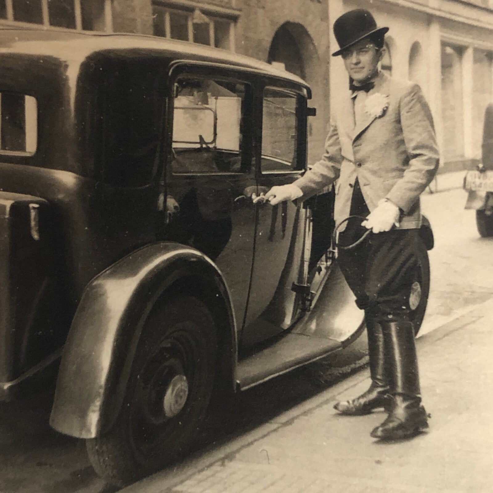 Vintage Photo Photograph Snapshot Man with Car Automobile Germany 1939 + AL22SM2