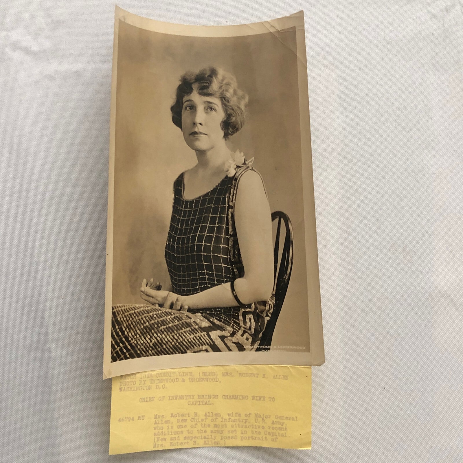 Press Photo Photograph Society Woman Wife of Army Major General