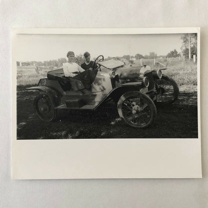 Vintage Early Car Autombile People Photo Photograph - Modern Era Print 