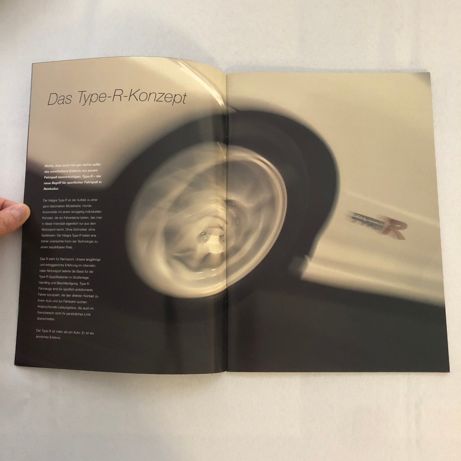Honda Integra Type R Car Sales Brochure GERMAN Text European Market
