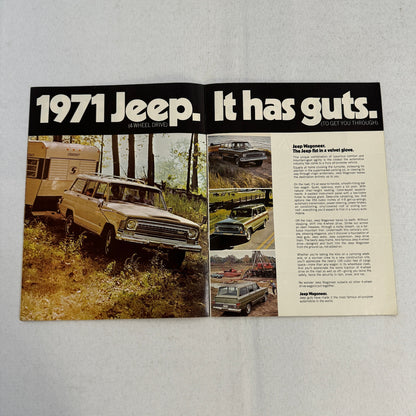 1971 Jeep Sales Brochure Catalog Universal Wagoneer Gladiator Jeepster Commando