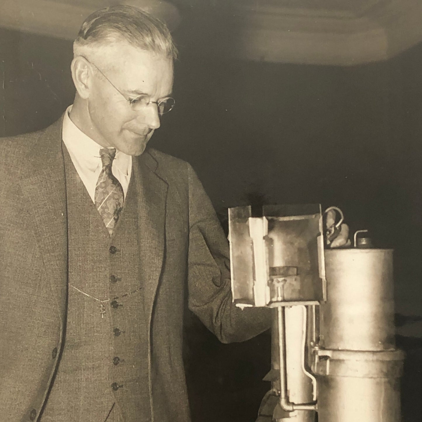 Press Photo Photograph Washington Gas Gun Proposal to Remove Starlings