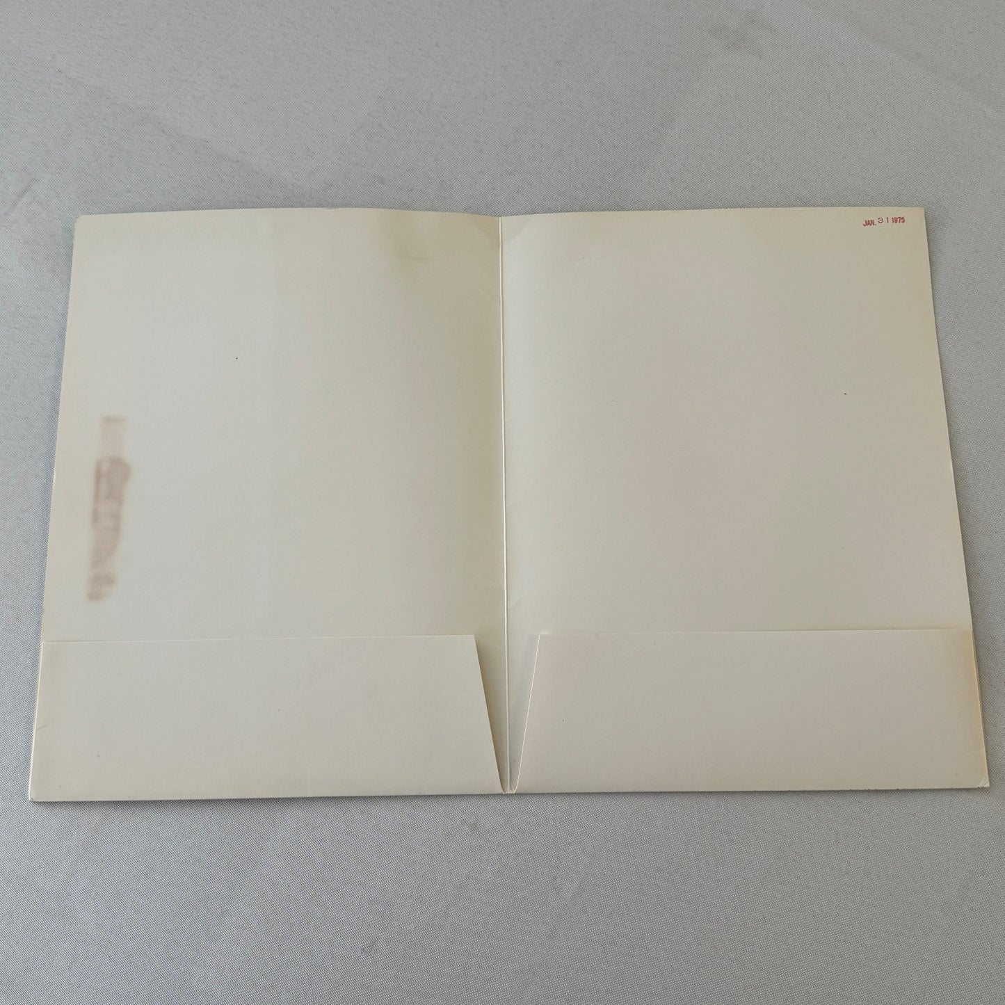 1975 Volvo Press Kit Brochure w/ Photos 164 240 Series Sedan Station Wagon 