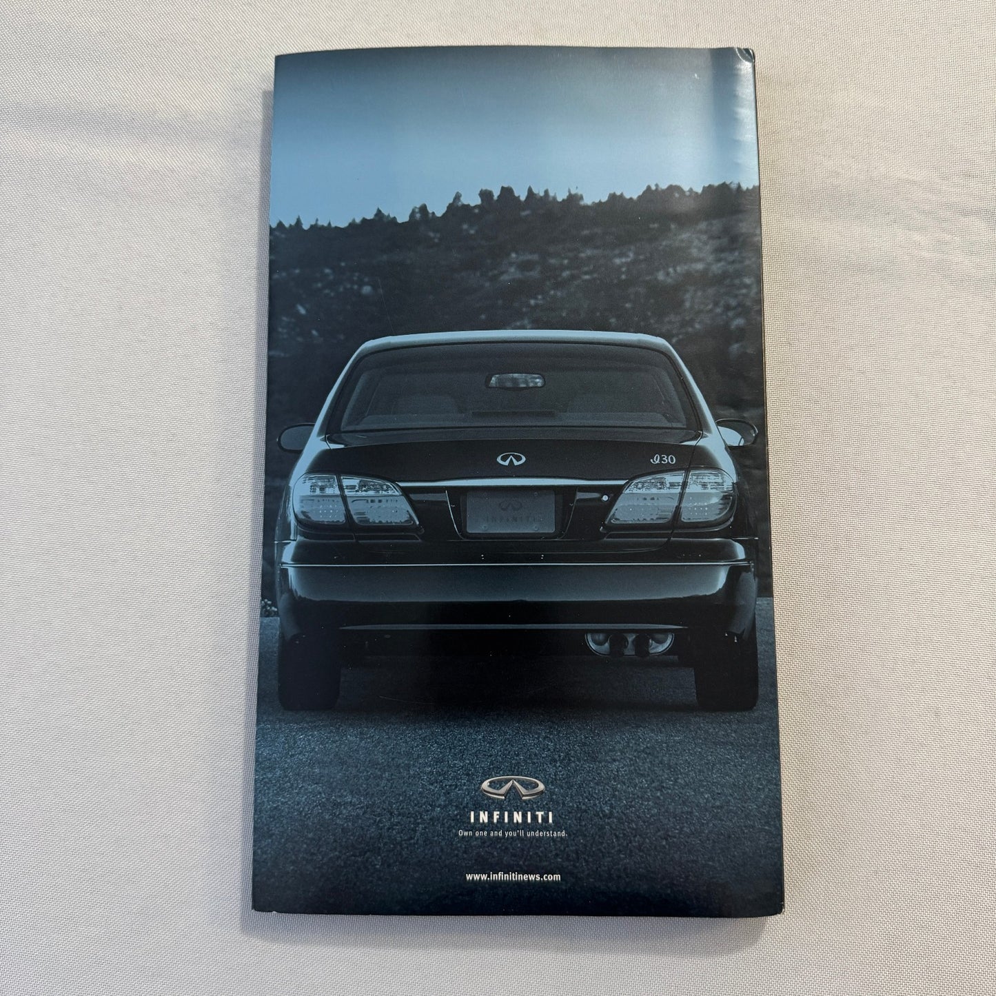 2001 Infiniti Car Press Kit Brochure Q45 I30 G20 QX4 Photo CD 35mm Slides