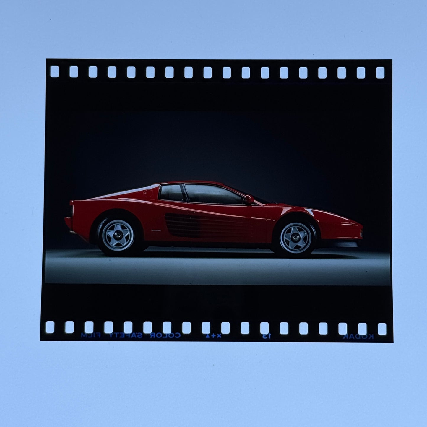 Ferrari 512TR 512 TR Film Photo Image Testarossa