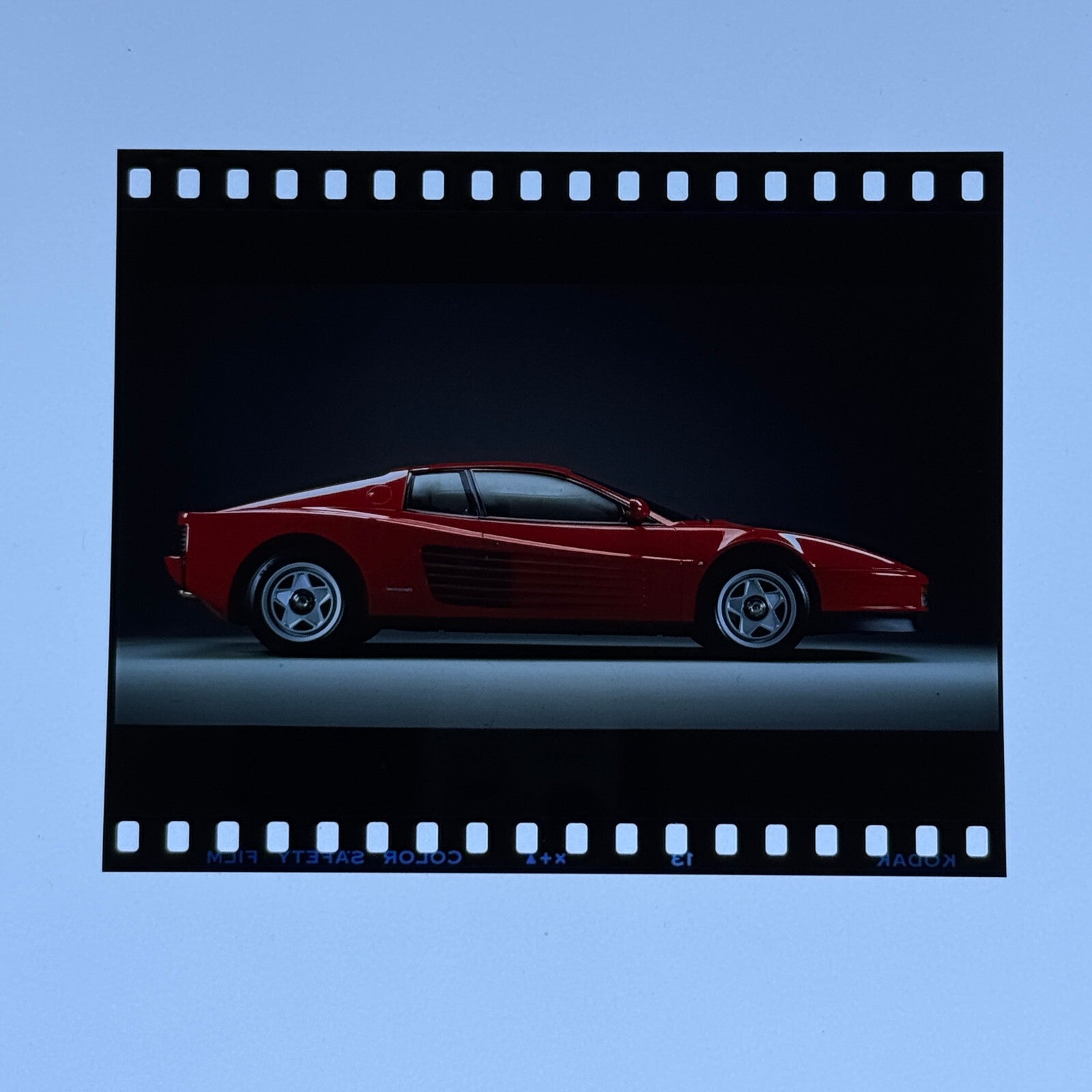 Ferrari 512TR 512 TR Film Photo Image Testarossa