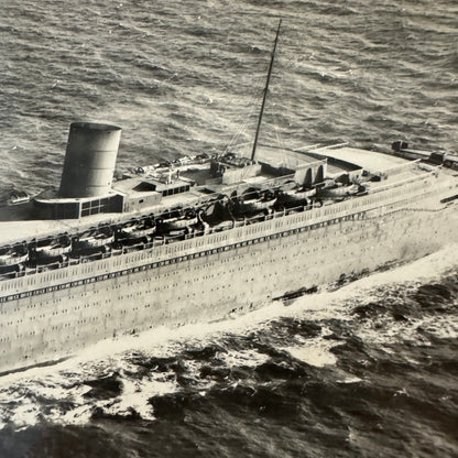 Vintage Ship Boat Photo Photograph Print Queen Elizabeth 1940