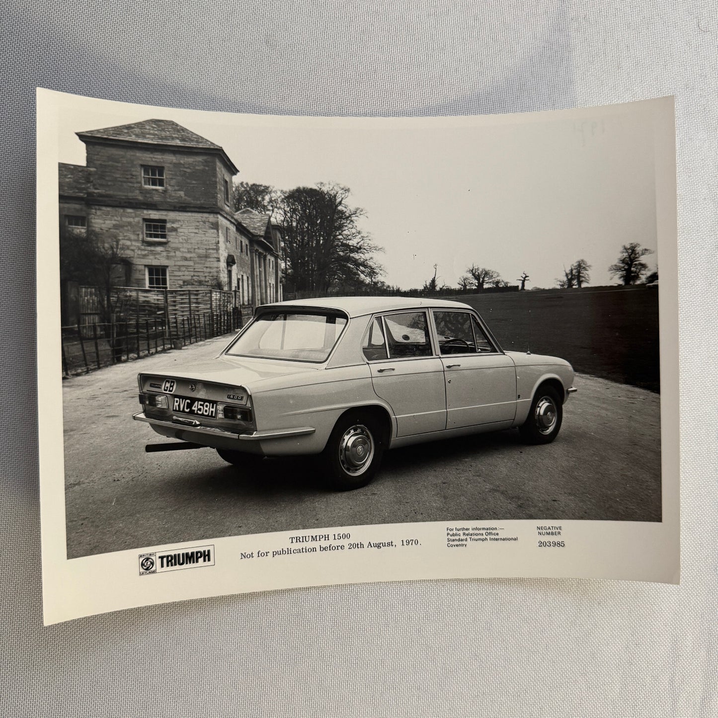 Triumph 1500 Car Factory Press Photo Photograph Print 1971
