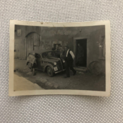 Vintage Photo Photograph Lot People with Anique Car Chickens Automobile AL22SM1