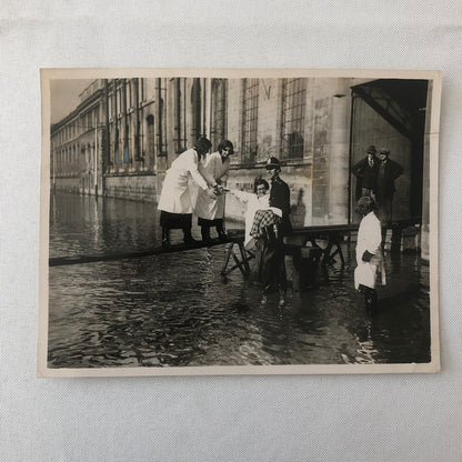 Vintage Press Photo photograph Flood Disaster Rescue Bath England Keystone 1933