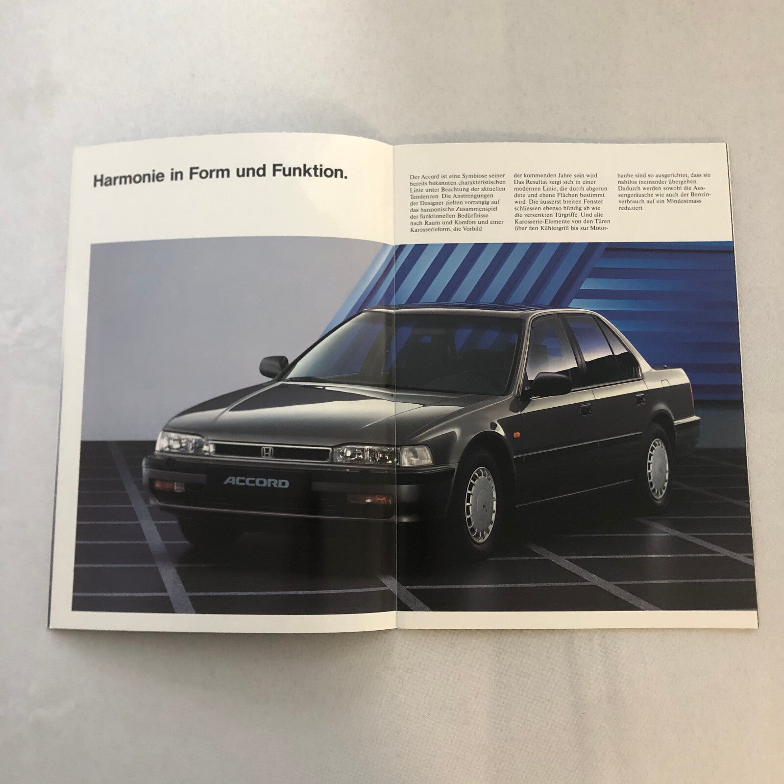 1991 Honda Accord Sedan Car Sales Brochure Catalog GERMAN TEXT European