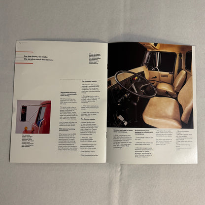 International Truck 2000 Series Sales Brochure Catalog Advertising