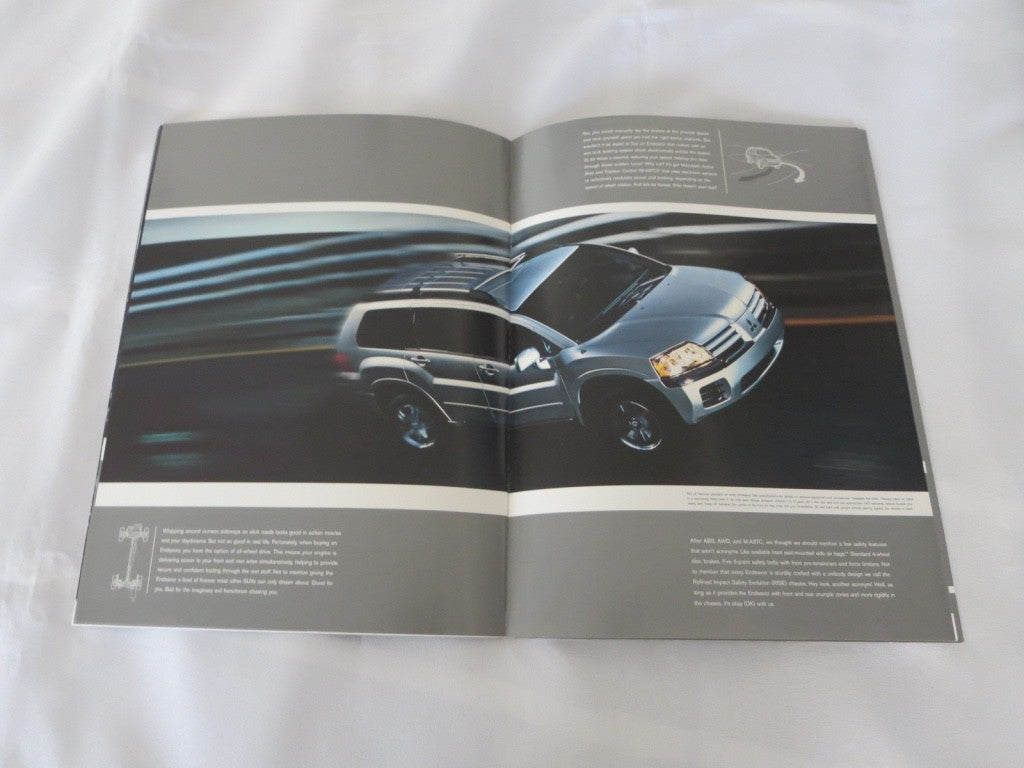 2004 Mitsubishi Endeavor Sales Brochure Catalog 
