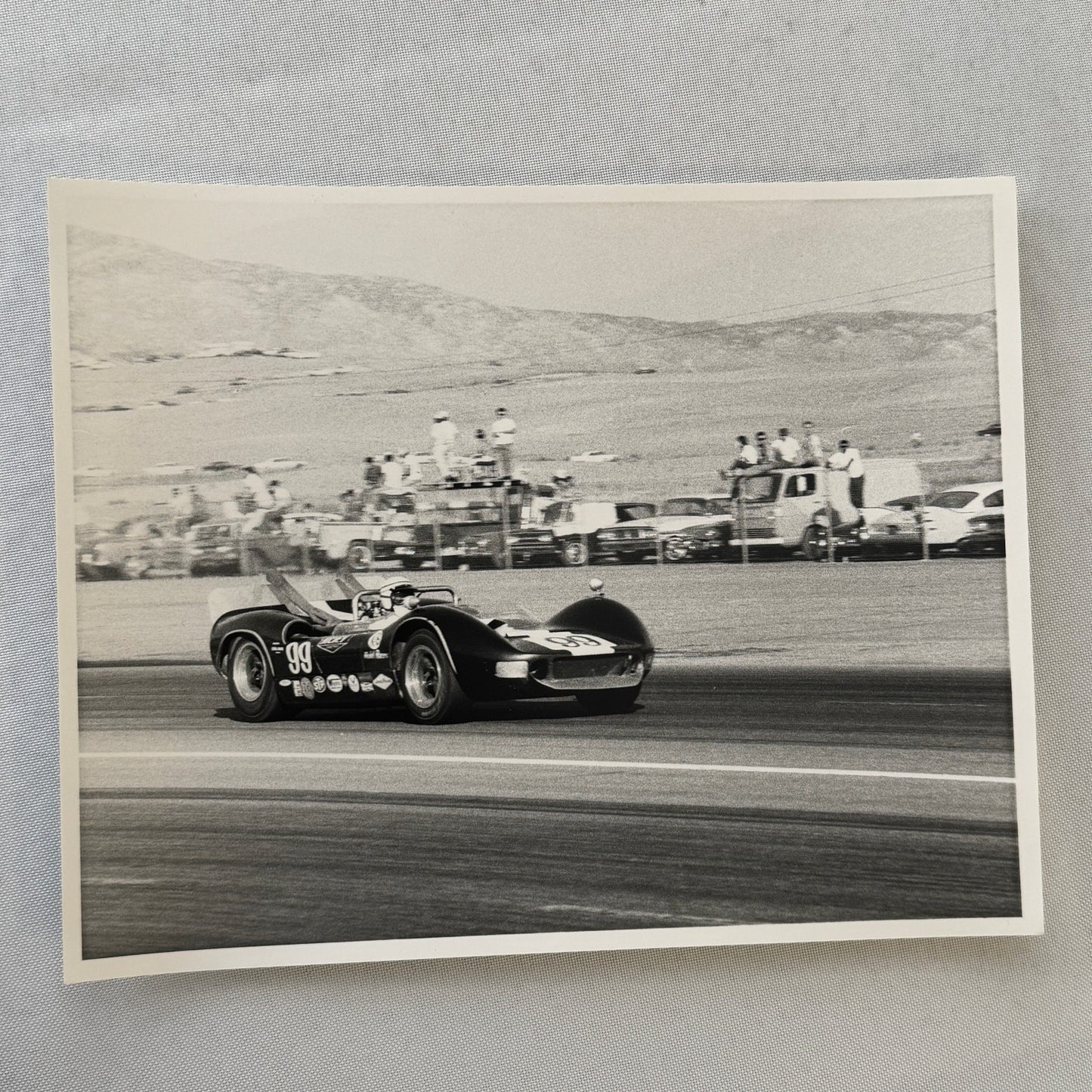 Vintage Racing Photo Lola T70 Car Motorsport Can Am CanAM MODERN PRINT