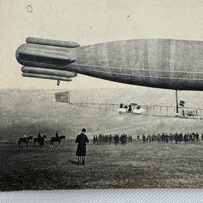 Vintage Zeppelin Airship Dirigible Postcard Post Card French Ville de Paris