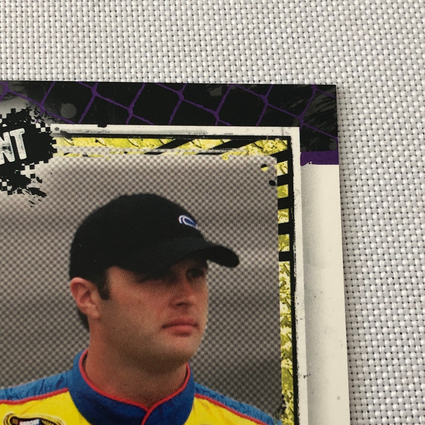 2010 Wheels Main Event Purple Parallel Nascar # 19/25 Travis Kvapil