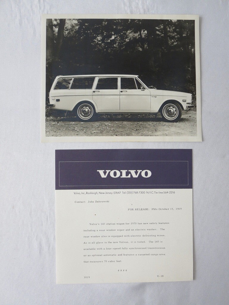 1970 Volvo Press Kit Brochure with Photos 144 145 Station Wagon 164