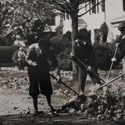 Press Photo Photograph People Raking Leaves Keystone Underwood