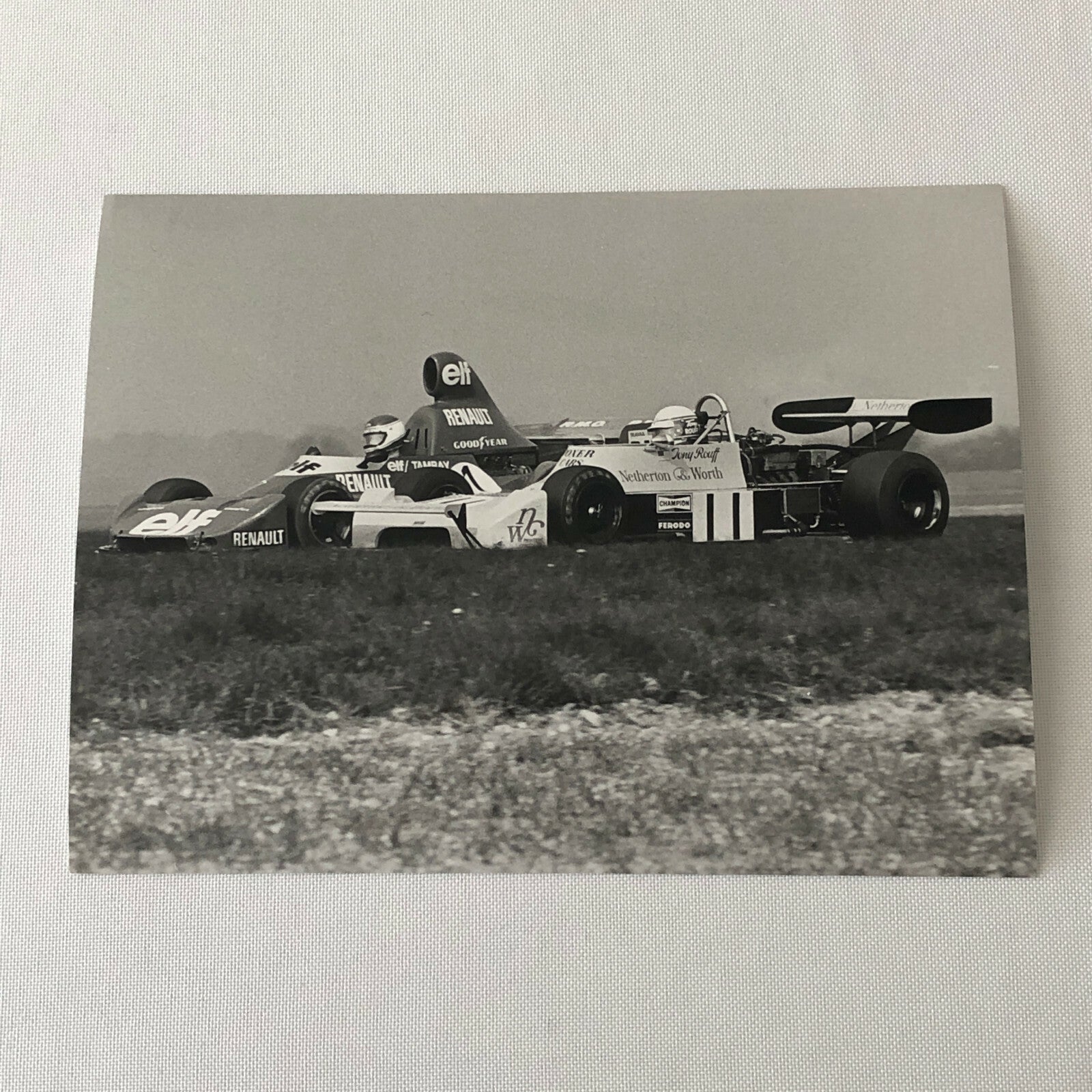 Vintage 1976 Formula 2 F2 Thruxton Grand Prix Racing Photo Photograph ELF Tambay
