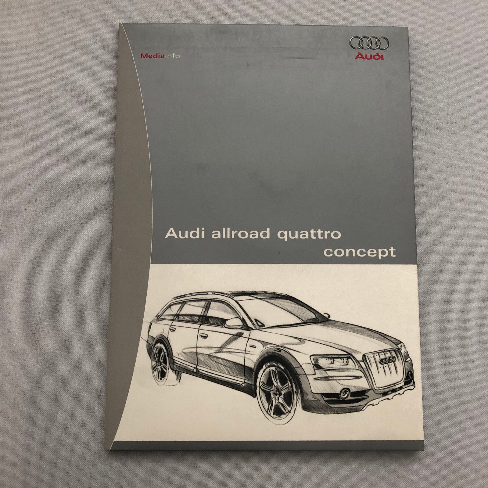Audi Allroad Quattro Station Wagon Concept Car Press Kit Photo CD GERMAN Text