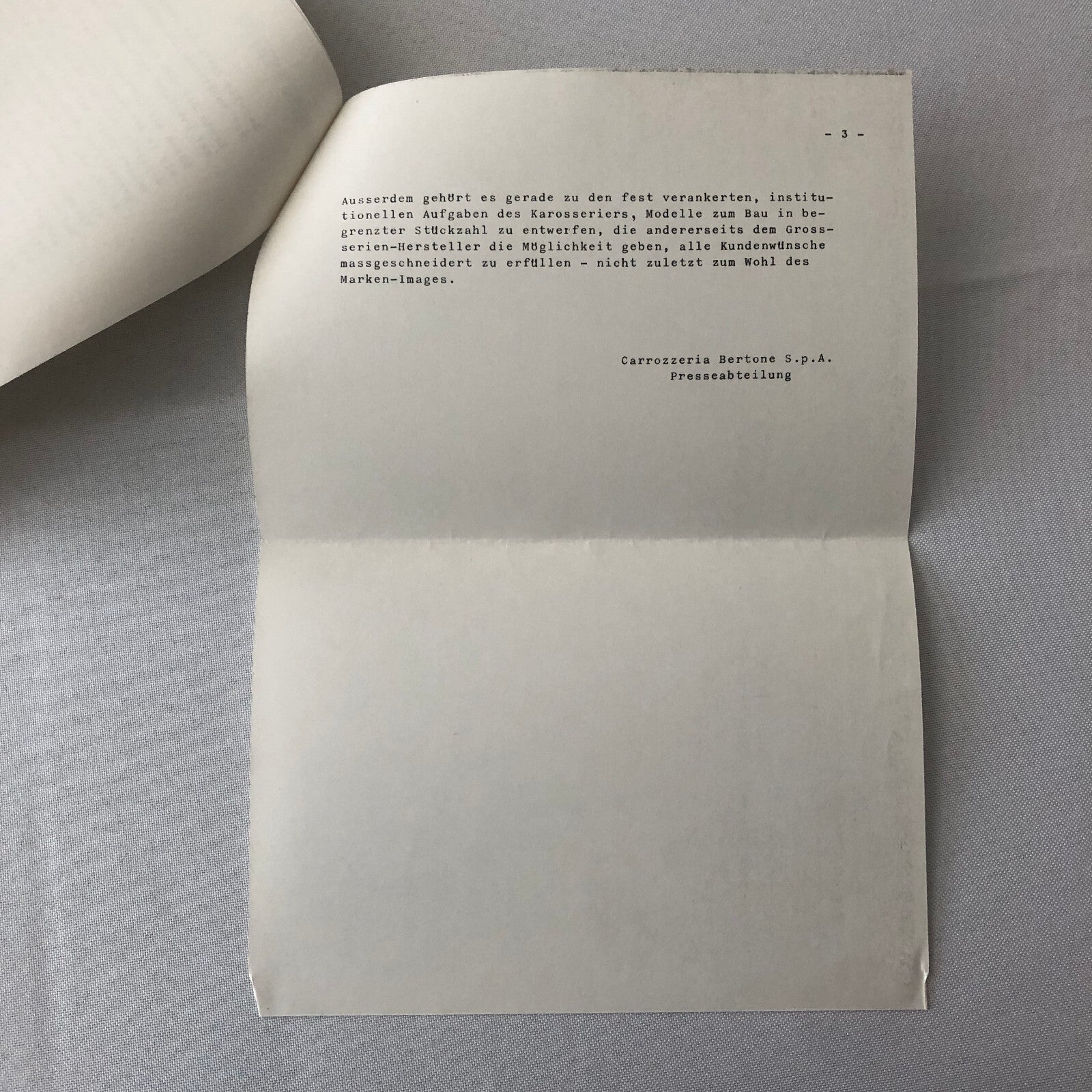 Fiat Bertone Ritmo Press Kit Cabriolet Convertible Photographs Brochure