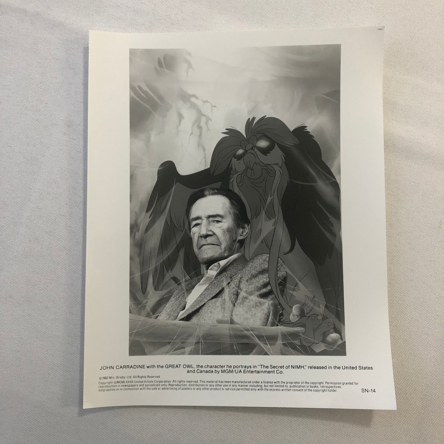 The Secret of Nimh JOhn Carradine Great Owl Movie Film Press Photo Photograph