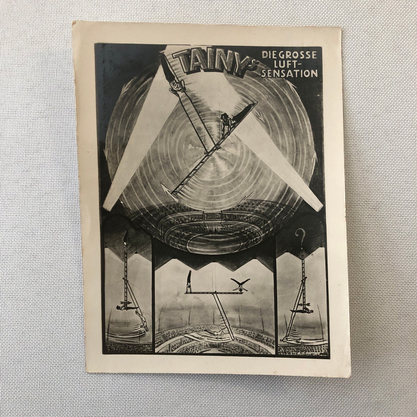 Circus Performer Acrobat Aerial Act Photo Photograph Tainy's Luft Sensation