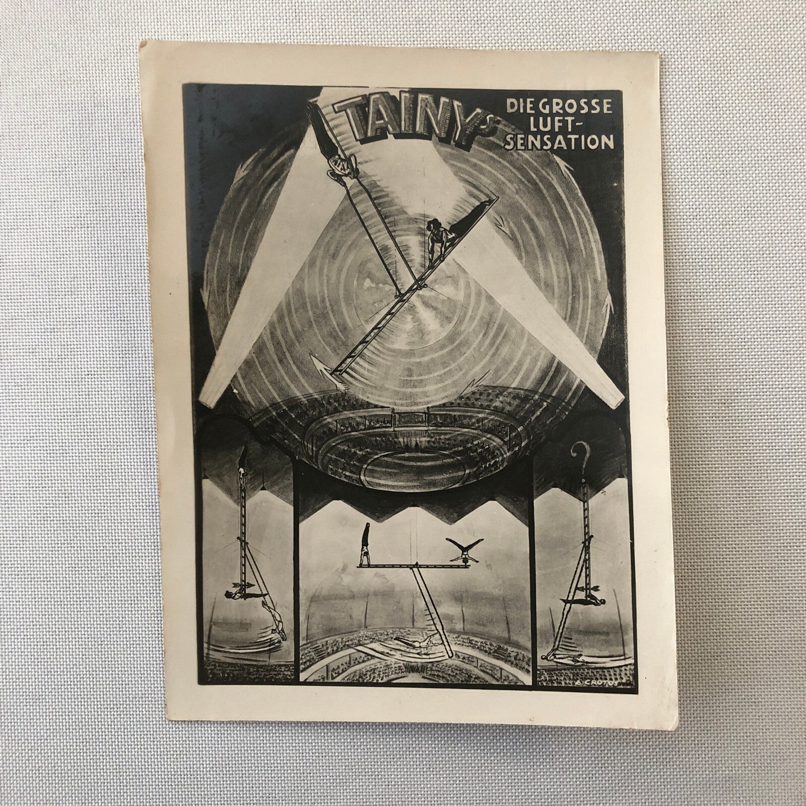 Circus Performer Acrobat Aerial Act Photo Photograph Tainy's Luft Sensation