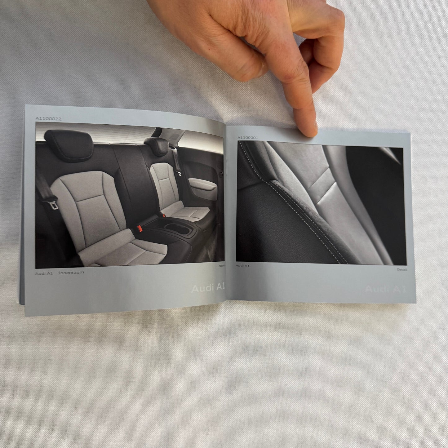 Audi A1 Press Kit Media Brochure Photo CD GERMAN Text