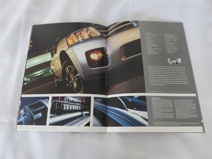 2004 Mitsubishi Endeavor Sales Brochure Catalog 