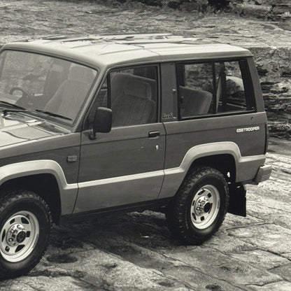 Isuzu Trooper Citation SWB Factory Press Photo Photograph Vintage 1989
