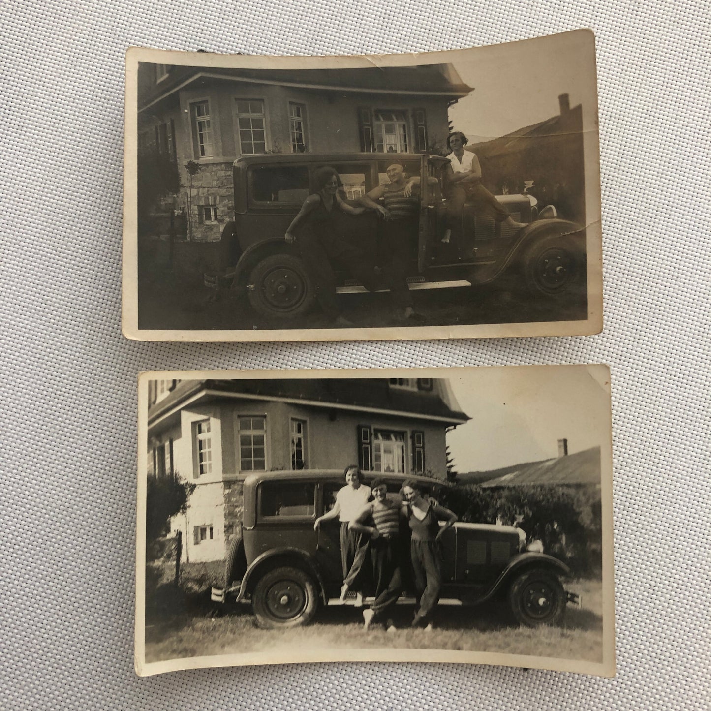 Vintage Photo Photograph Lot People with Anique Car Automobile AL22SM1