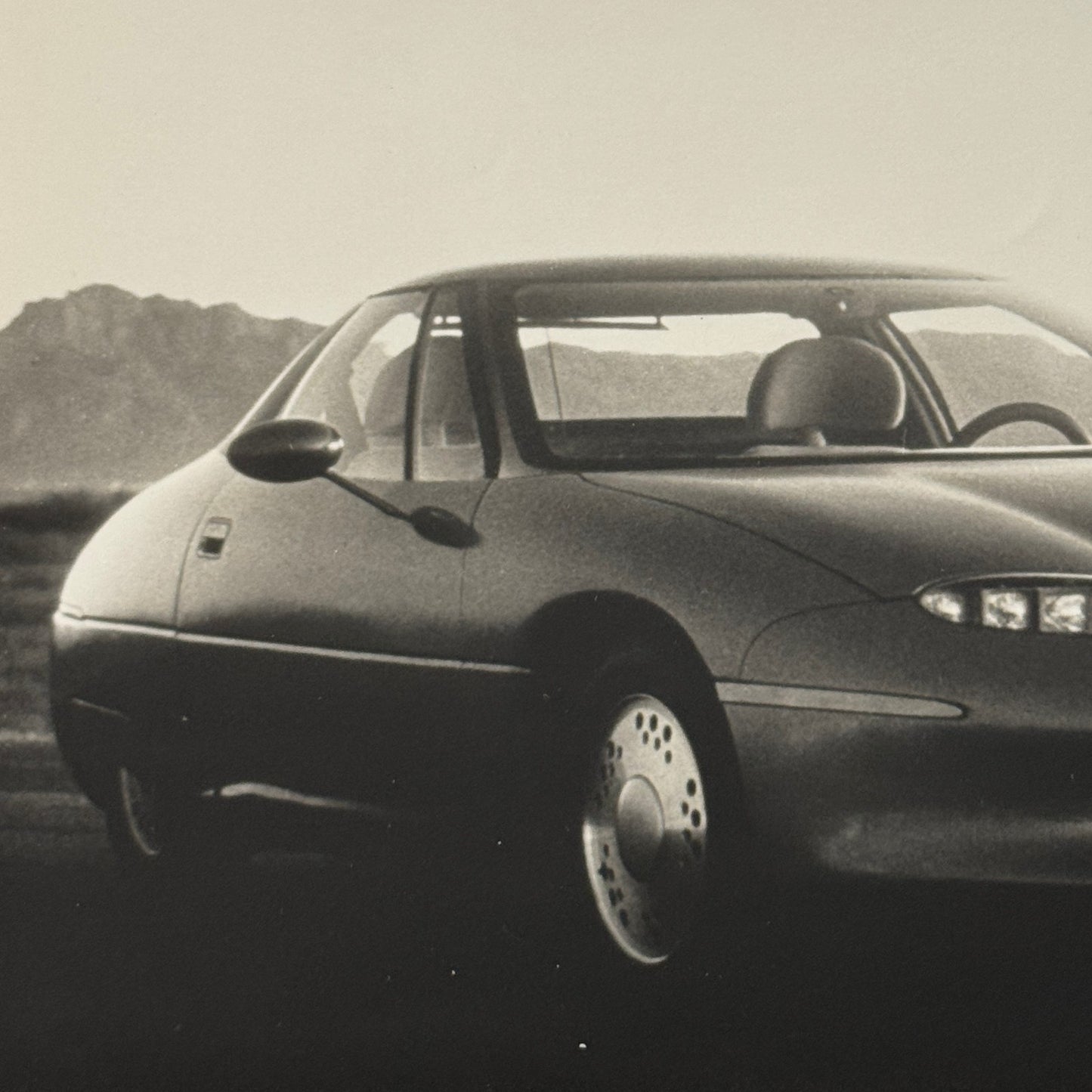 General Motors GM EV1 Electric Car Factory Press Photo Photograph GERMAN Europe