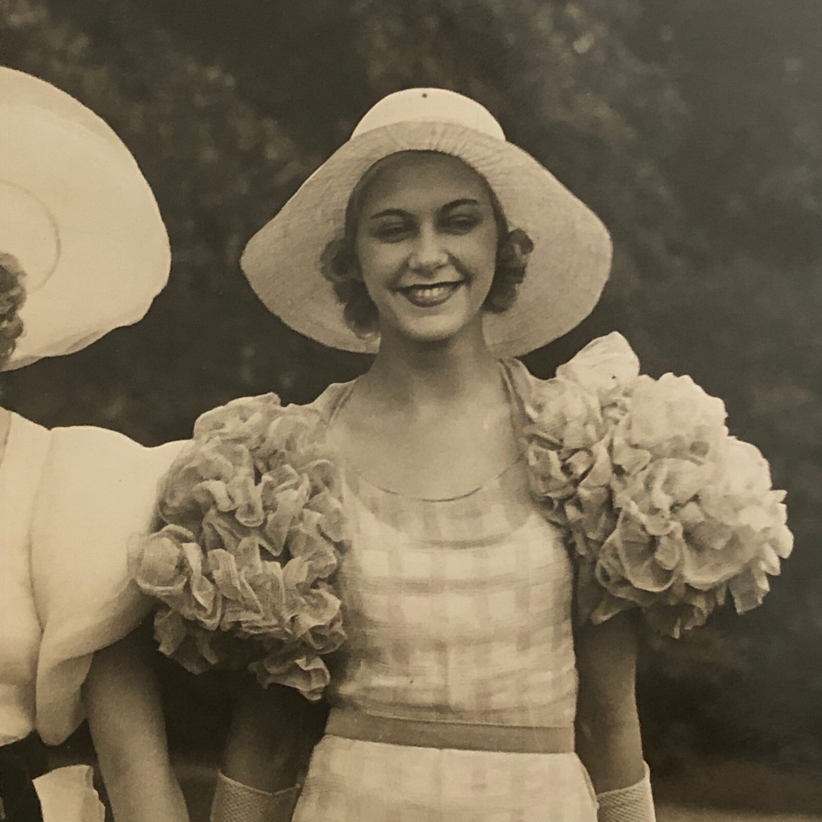 Fashion Press Photo Photograph London High Society Swimming Party 1933 Dresses