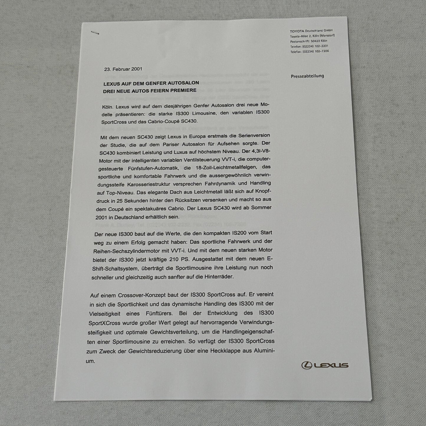 2001 Lexus Toyota Press Kit German Language SC430 Avensis Brochure
