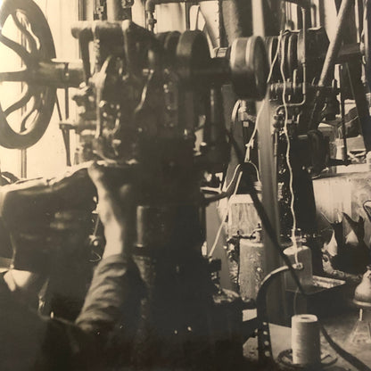 Press Photo Photograph Shoe Factory Machinery Underwood & Underwood