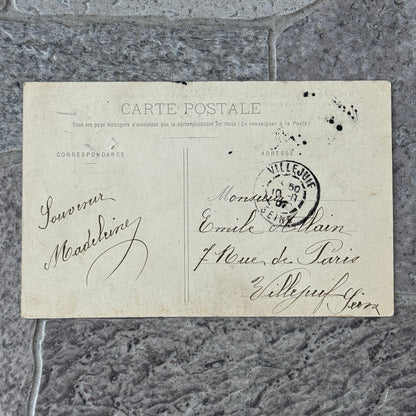 Vintage Zeppelin Airship Dirigible Postcard Post Card French Ville de Paris